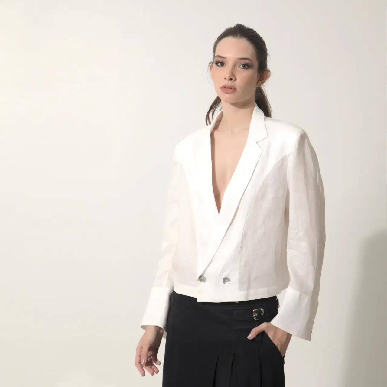 Blusa Ivana: elegância natural com o frescor do linho